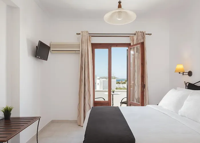 Sunset Paros * Náusza